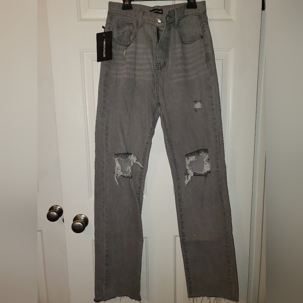 NWT High waist ripped jeans Size 10 grey. No stretch fabric
